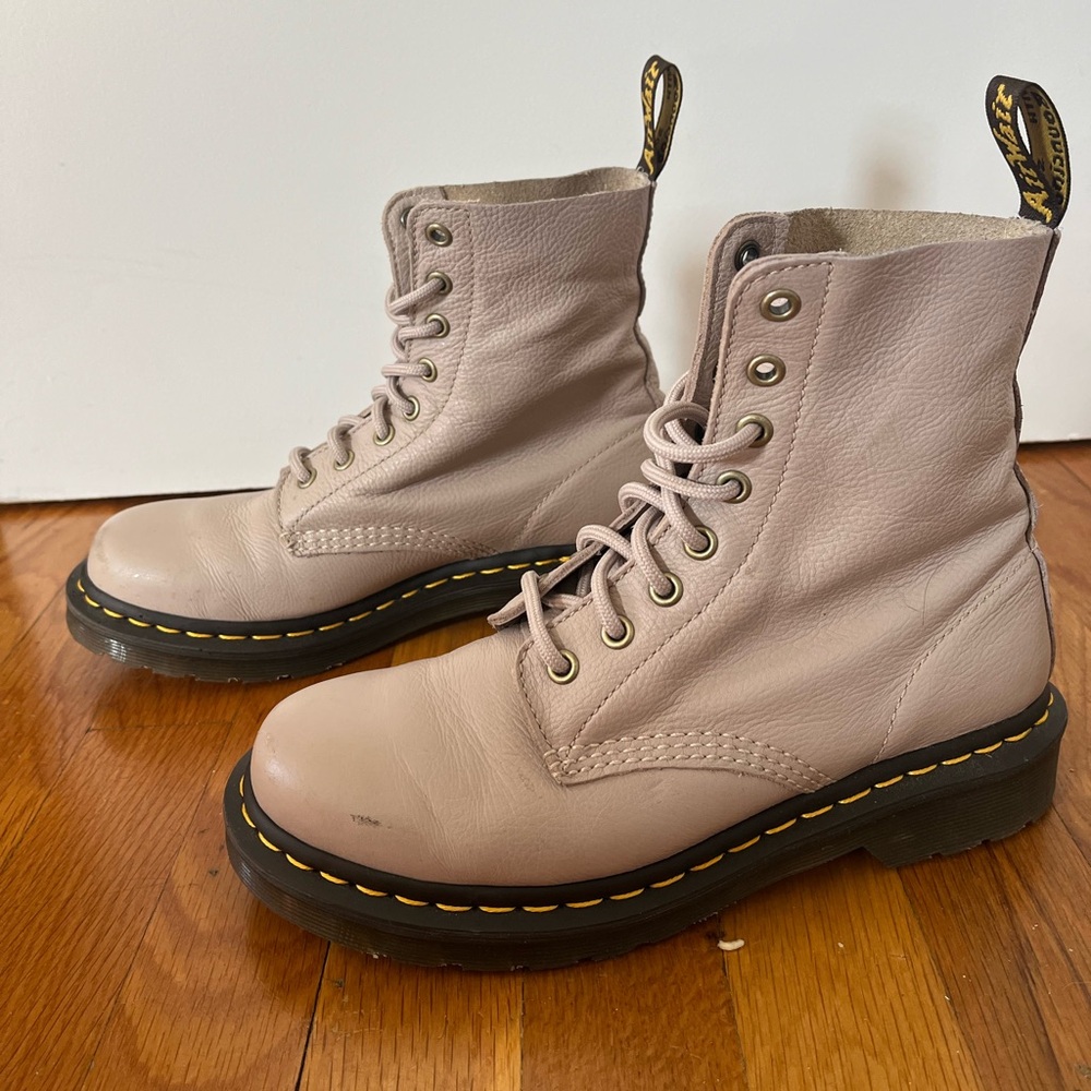 Doc Martens 1460 Pascal in Women’s 7